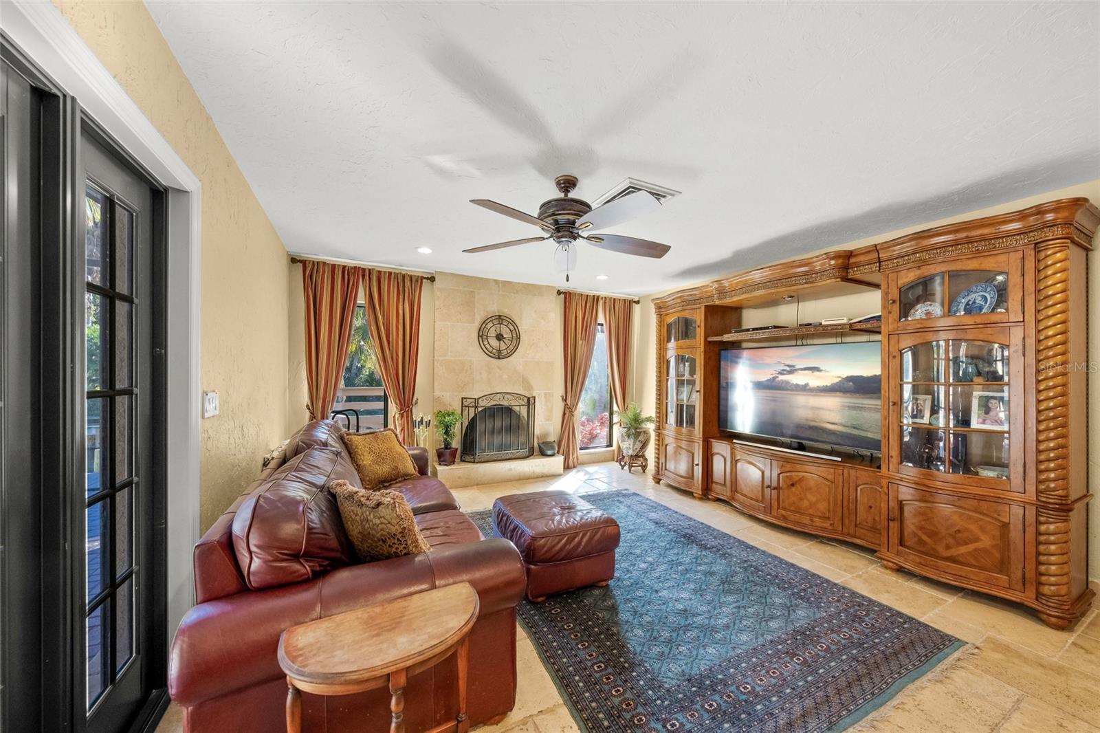 Image 20 of 63 For 1634 Lodge Drive