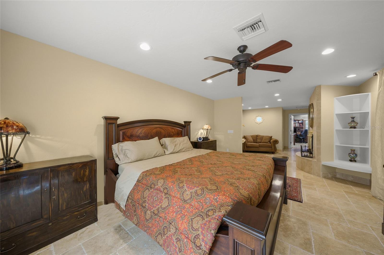 Image 22 of 63 For 1634 Lodge Drive