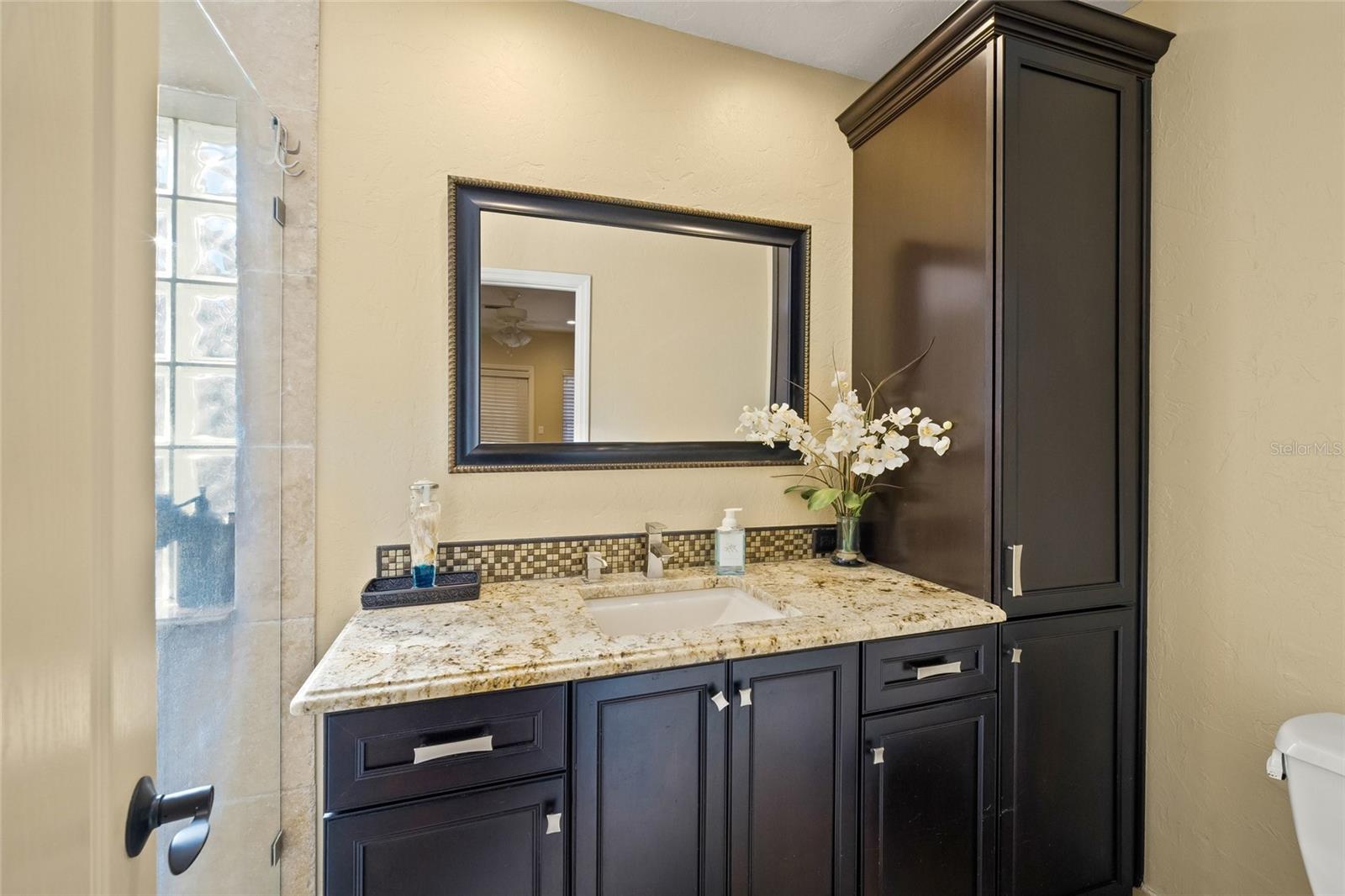 Image 28 of 63 For 1634 Lodge Drive