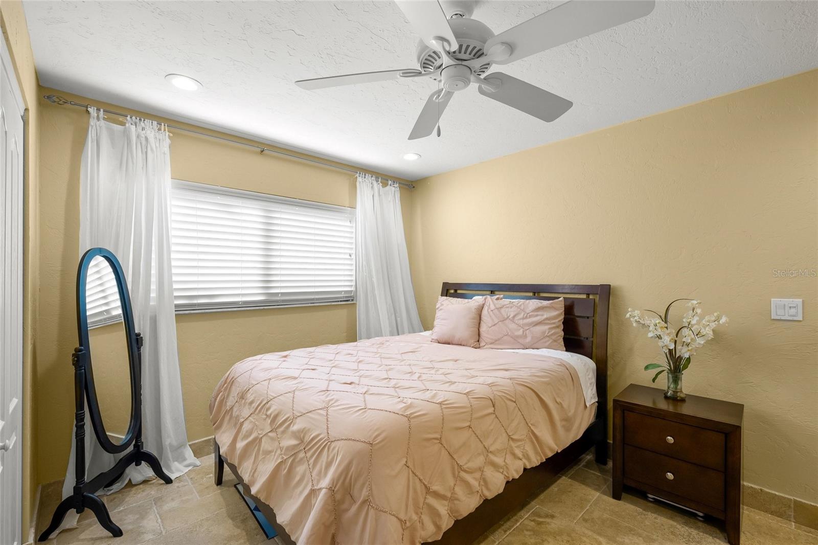 Image 32 of 63 For 1634 Lodge Drive