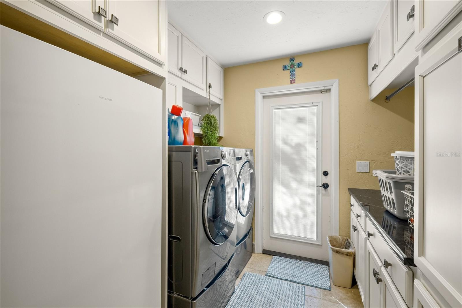 Image 38 of 63 For 1634 Lodge Drive