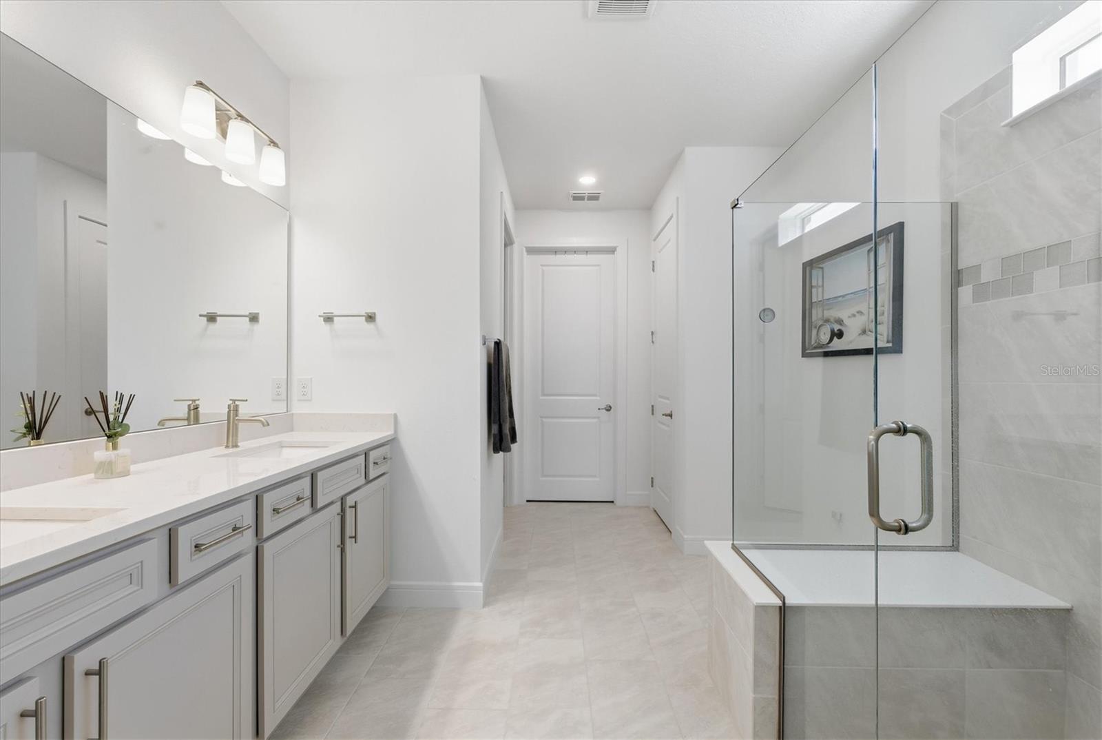 Image 21 of 50 For 10505 Wynward Way