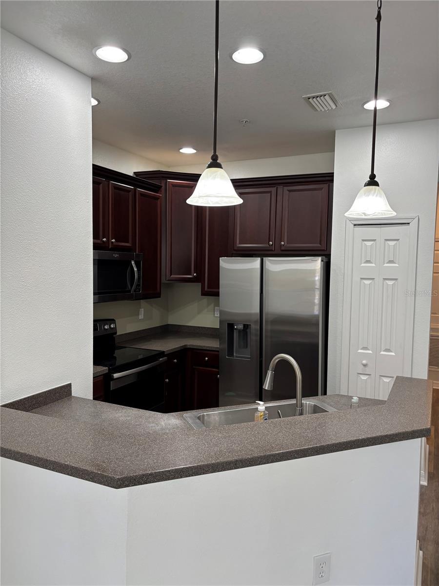 Image 5 of 9 For 4101 Via Piedra Circle 10-201