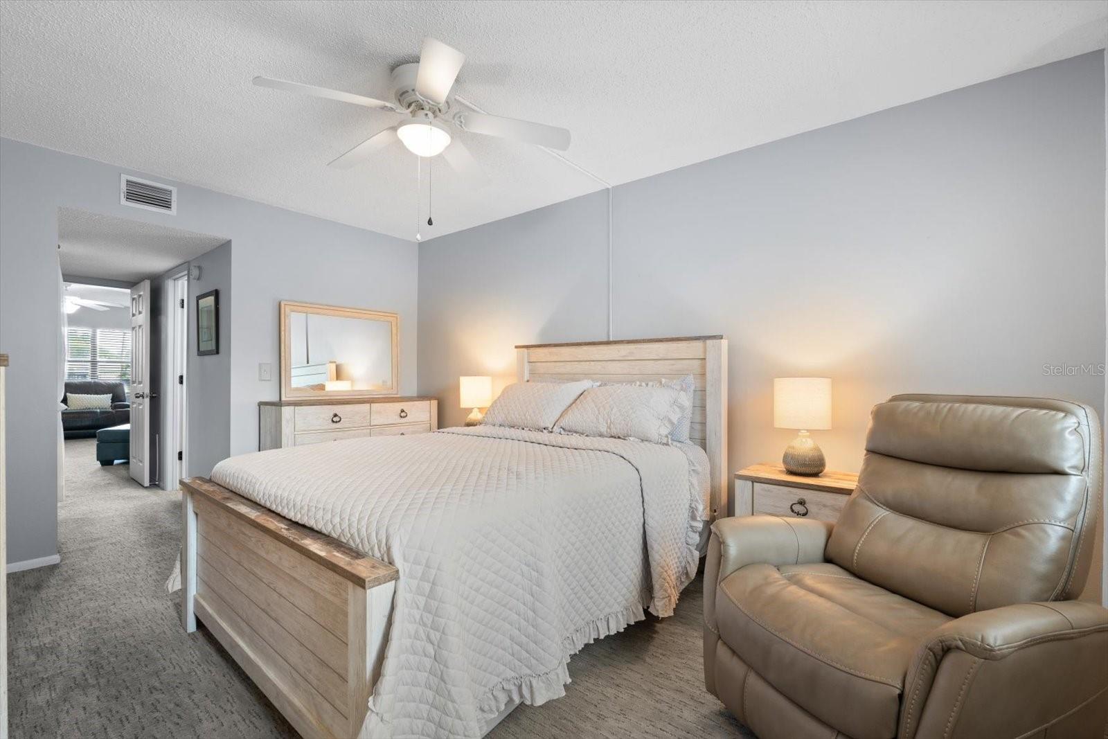 Image 10 of 48 For 305 30th Avenue W A208