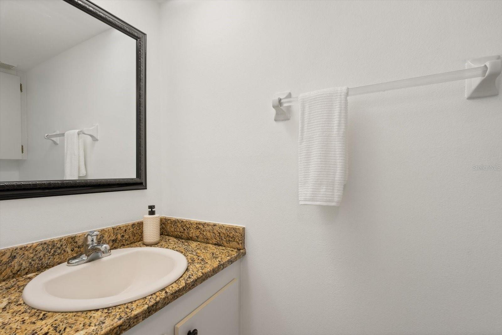 Image 20 of 48 For 305 30th Avenue W A208