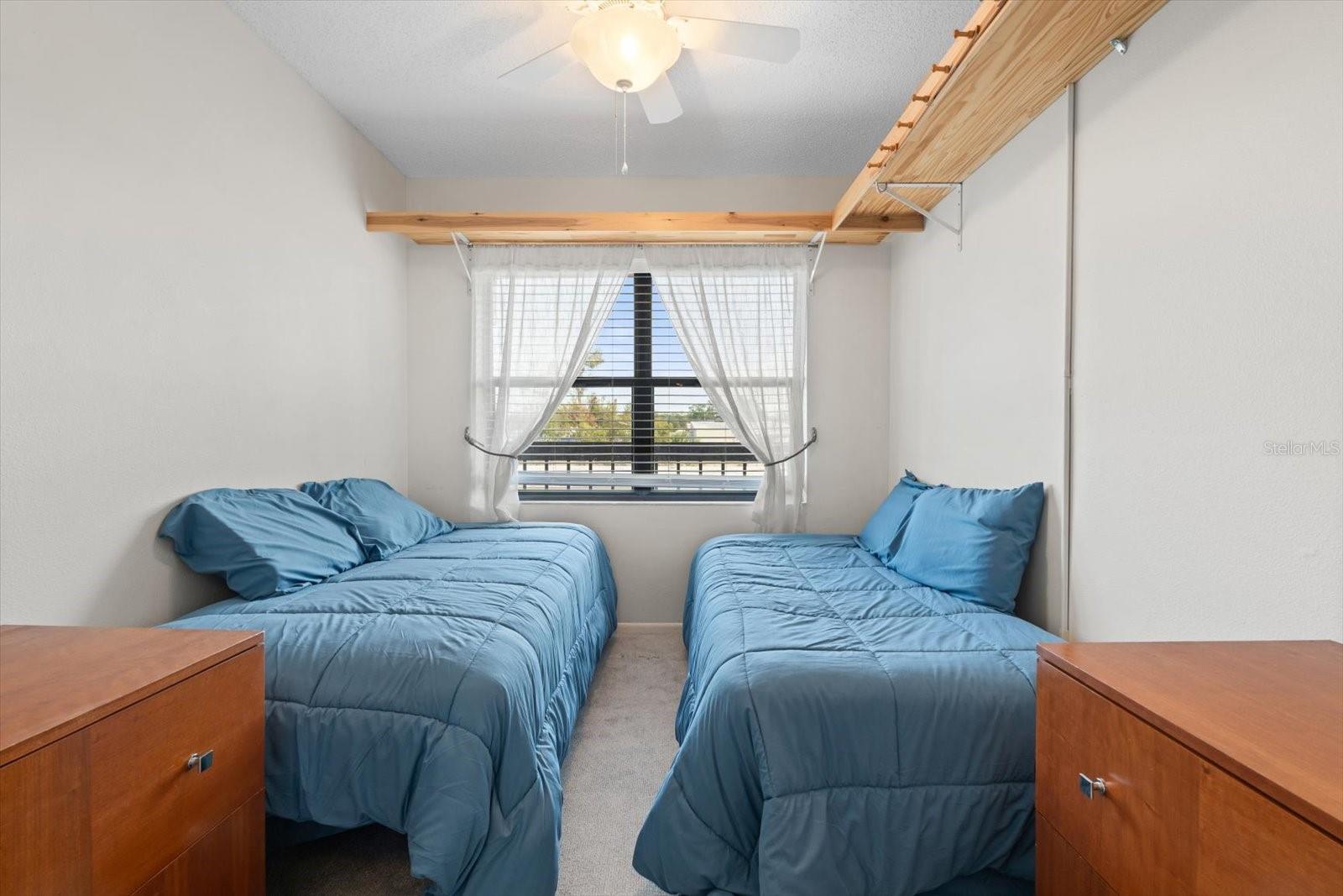 Image 21 of 48 For 305 30th Avenue W A208