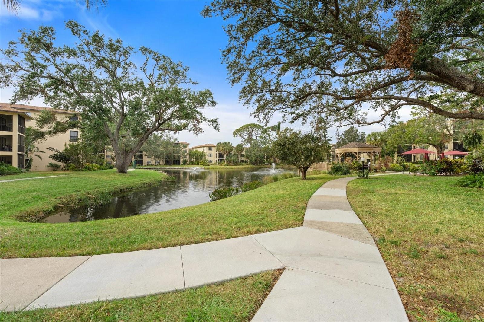 Image 33 of 48 For 305 30th Avenue W A208