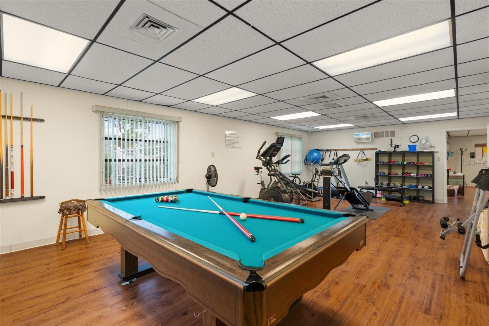 Image 38 of 48 For 305 30th Avenue W A208