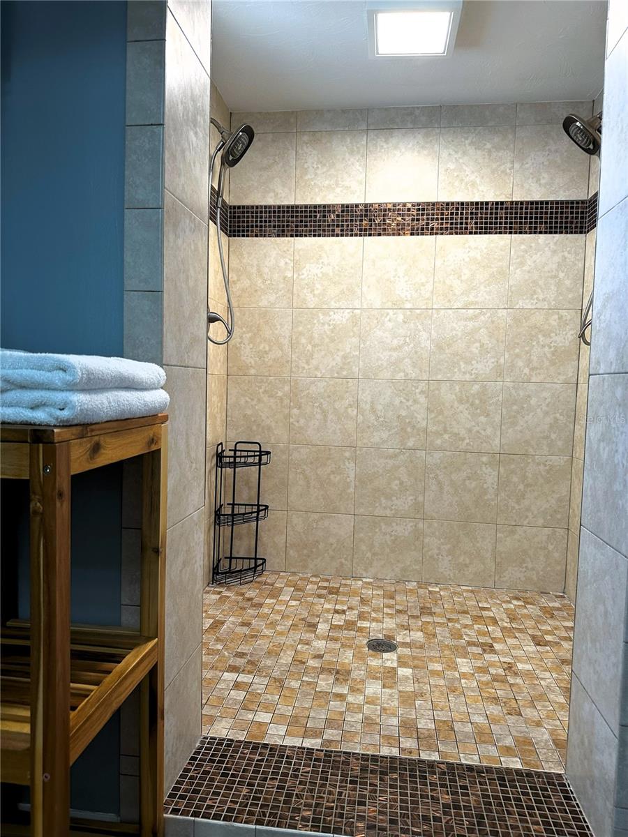 Image 18 of 22 For 2532 Constitution Boulevard