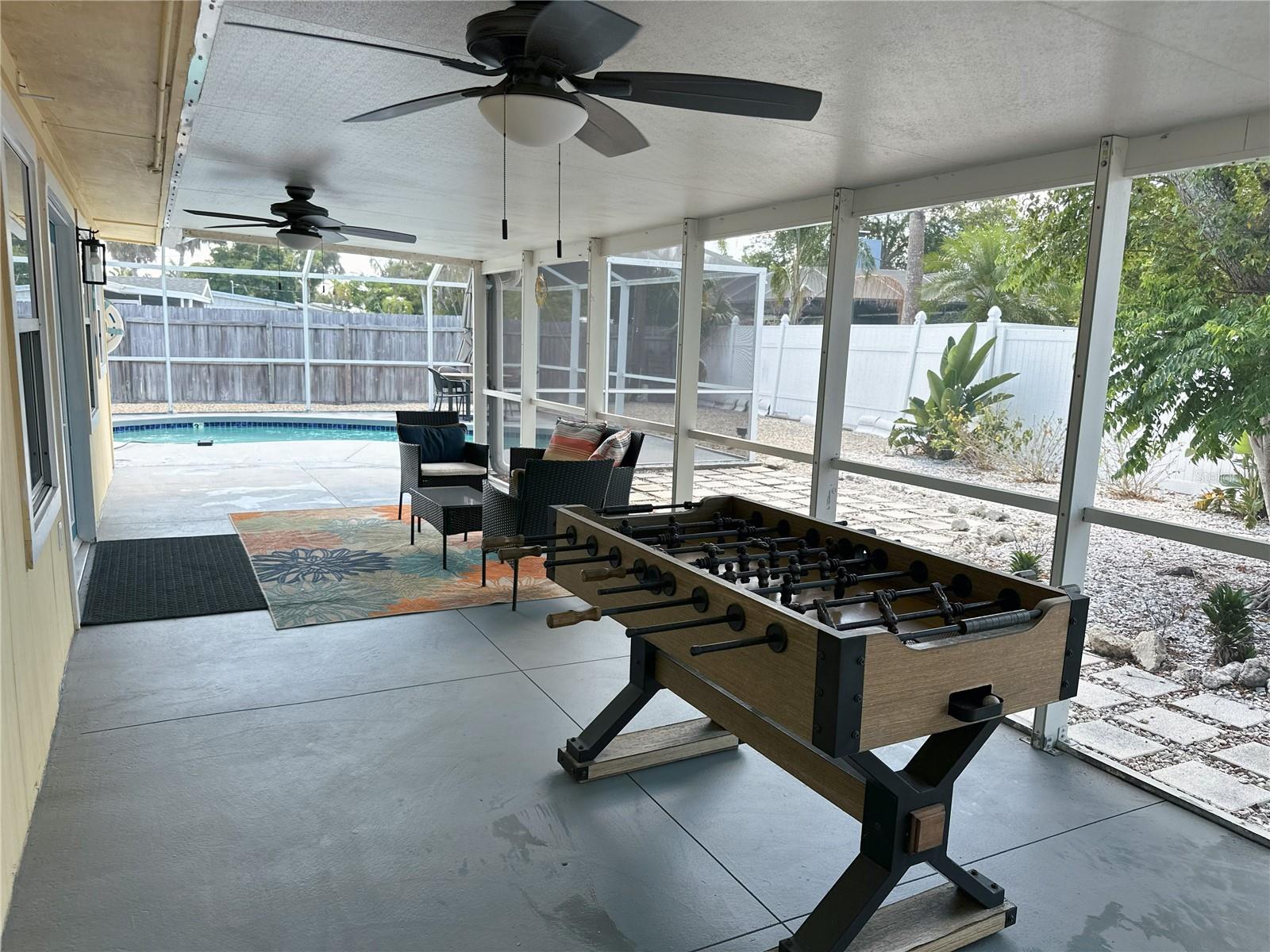 Image 4 of 22 For 2532 Constitution Boulevard