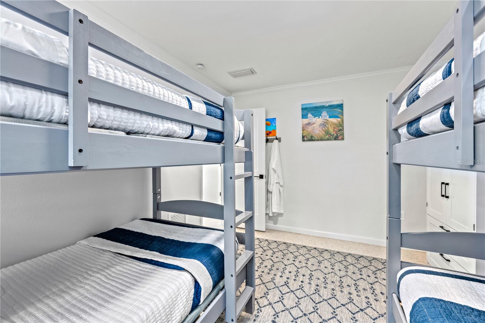 Image 33 of 43 For 3360 Higel Avenue