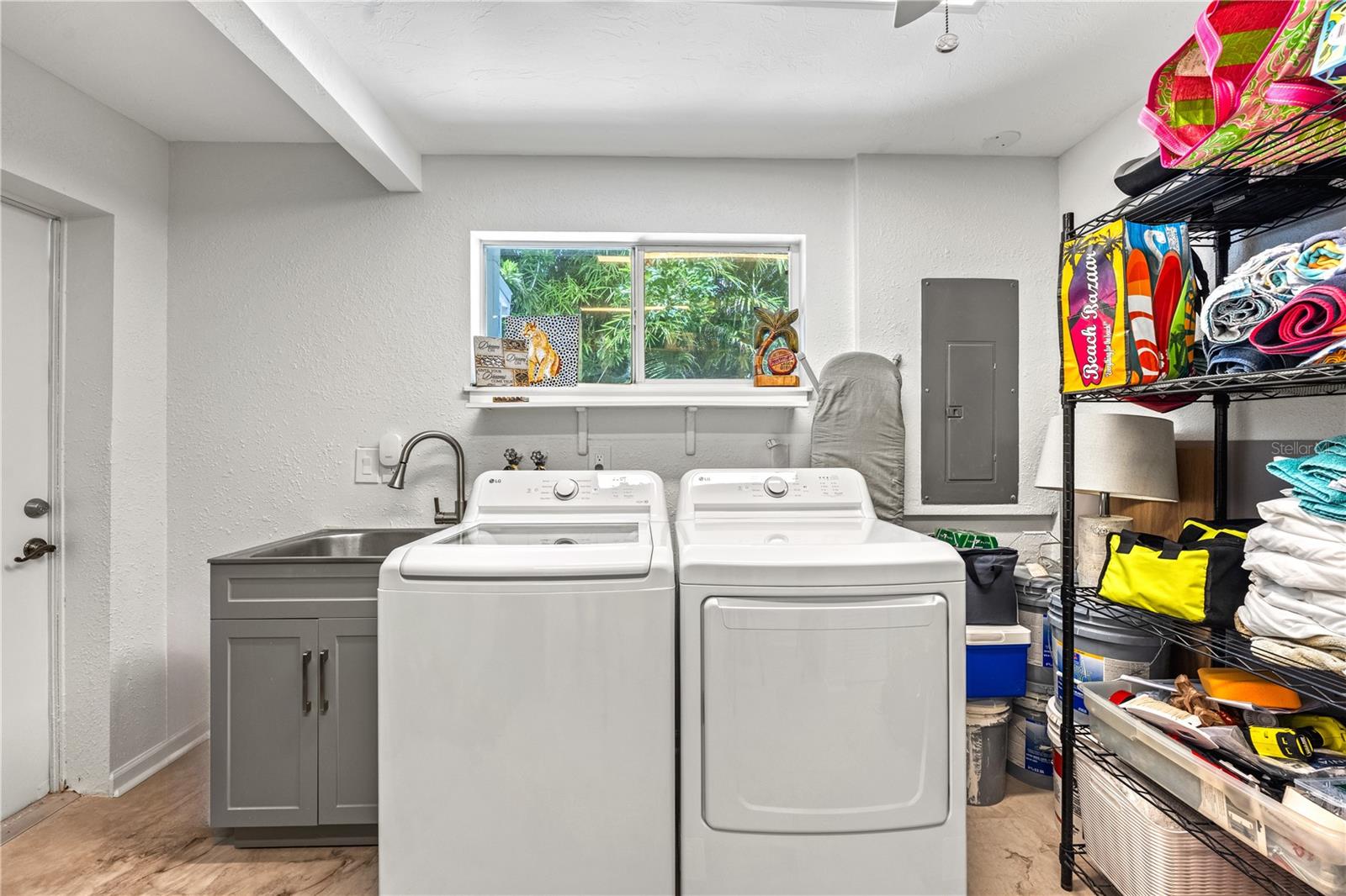 Image 35 of 43 For 3360 Higel Avenue