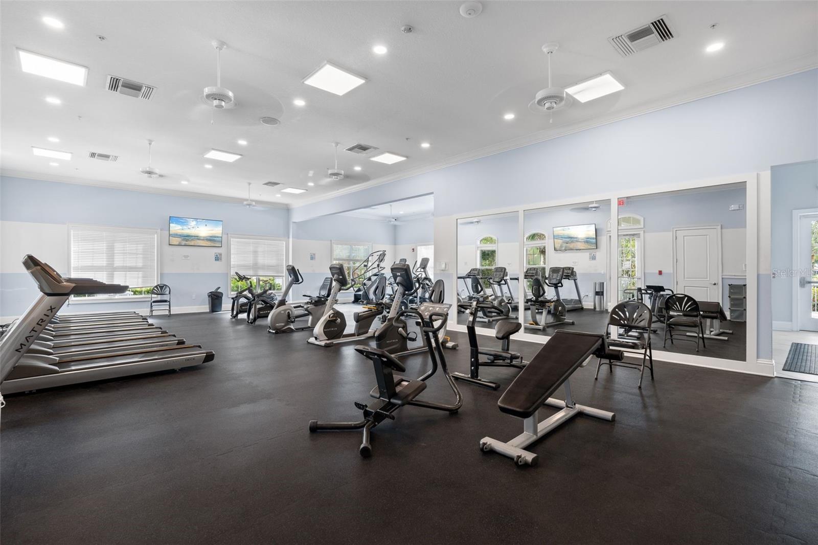 Image 39 of 45 For 12281 Stuart Drive