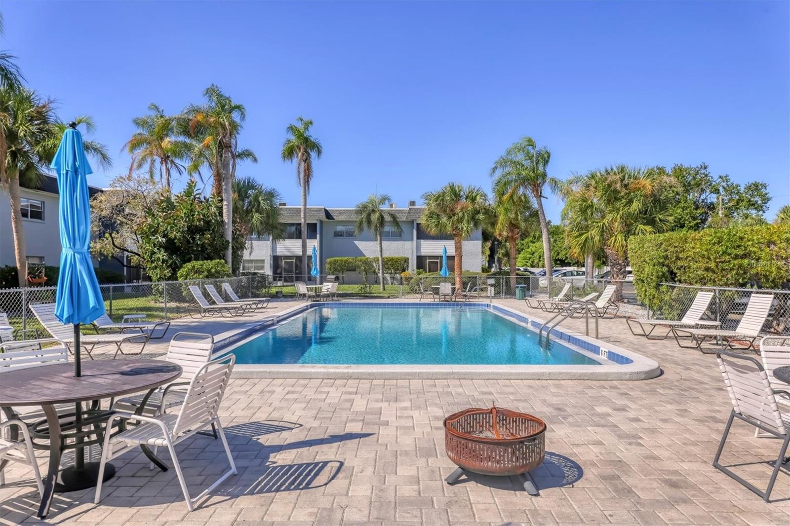 Image 24 of 31 For 5503 Fountain Lake Circle A204