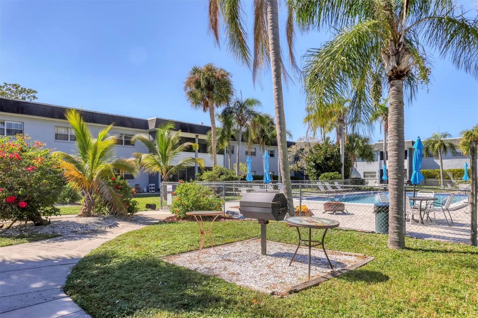 Image 27 of 31 For 5503 Fountain Lake Circle A204