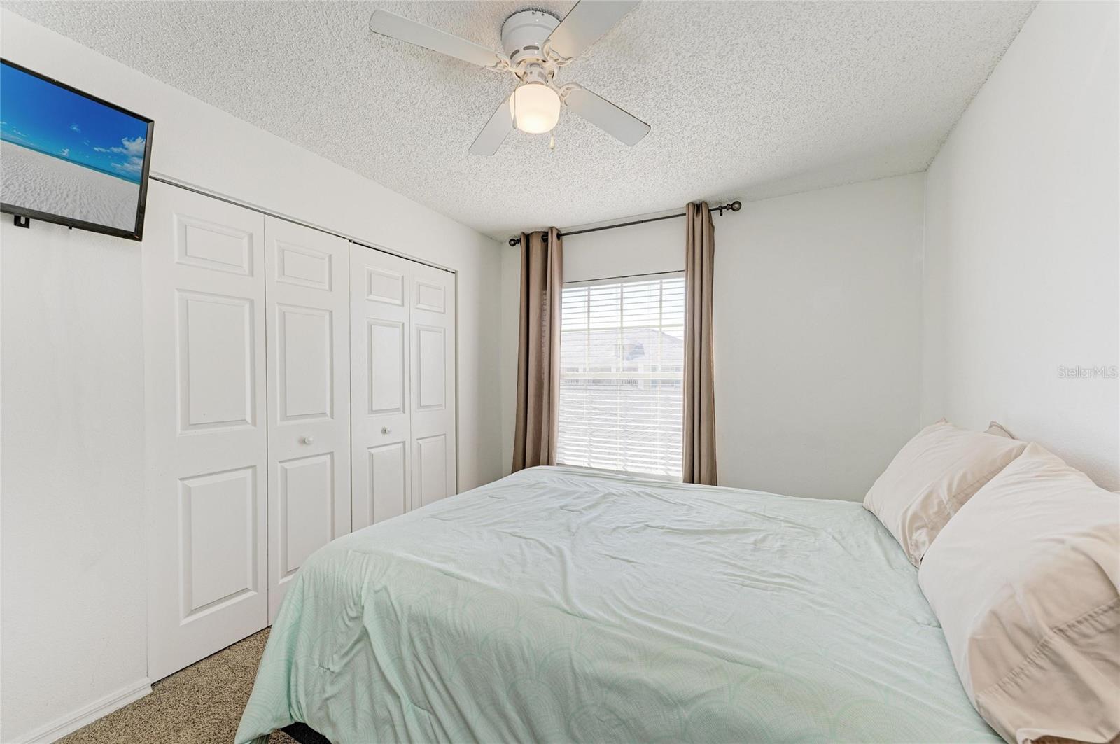 Image 31 of 57 For 4202 Caddie Drive E 201