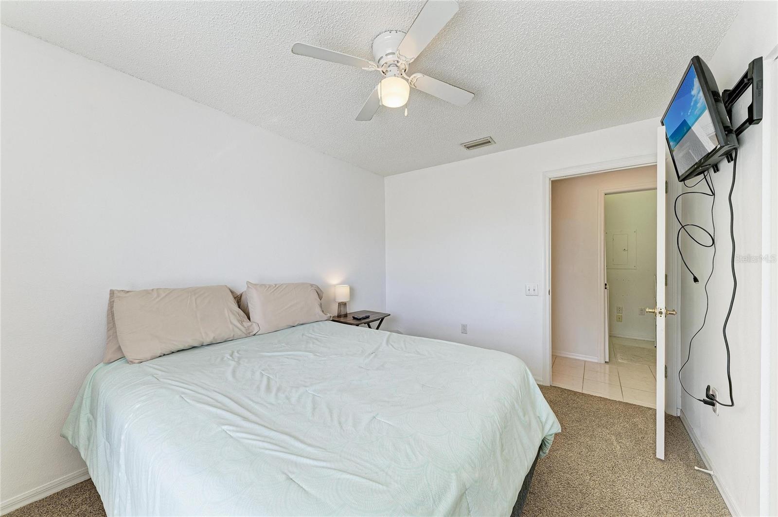 Image 32 of 57 For 4202 Caddie Drive E 201