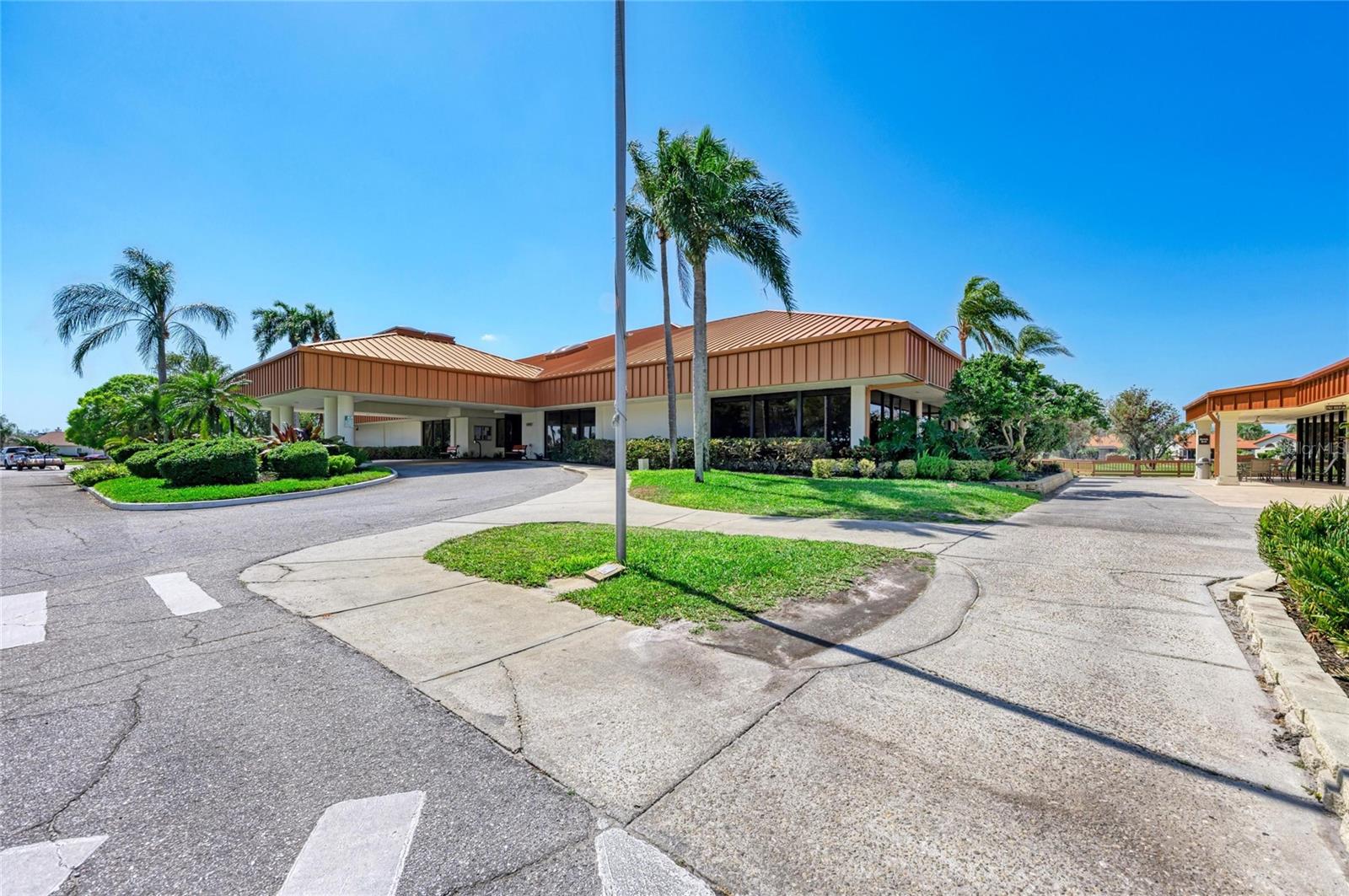 Image 47 of 57 For 4202 Caddie Drive E 201