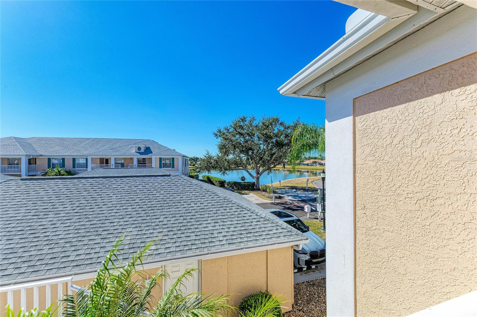 Image 5 of 57 For 4202 Caddie Drive E 201