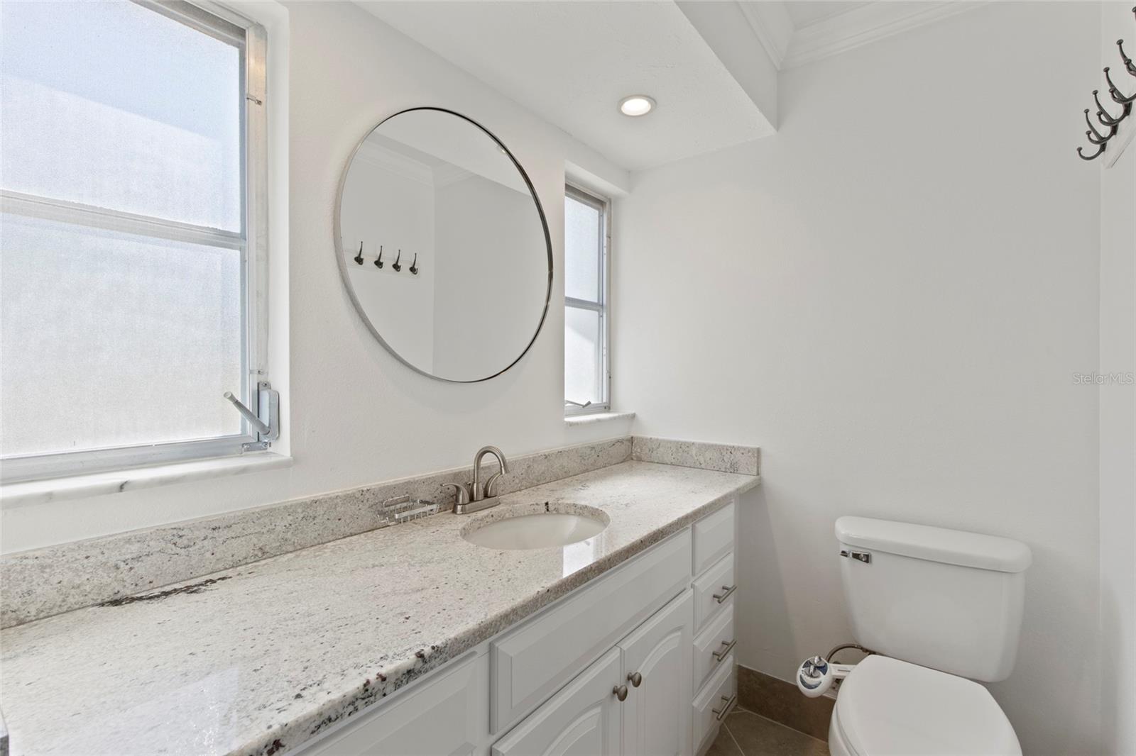 Image 14 of 23 For 6725 Roxbury Drive