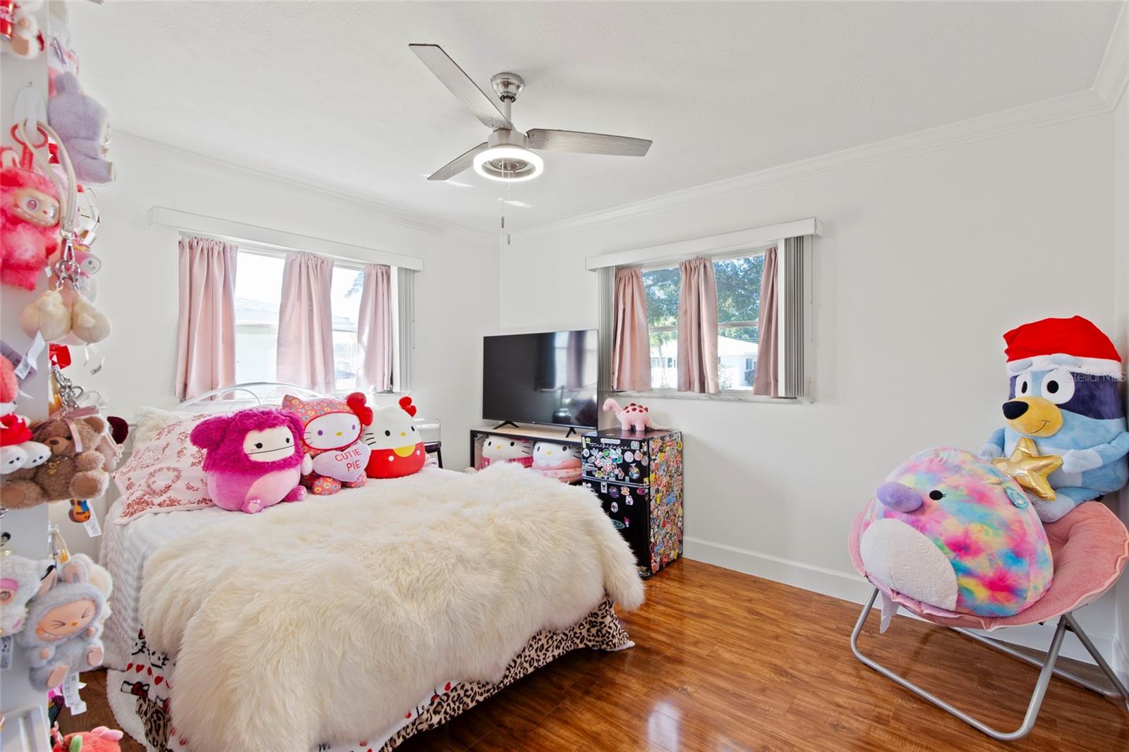 Image 17 of 23 For 6725 Roxbury Drive