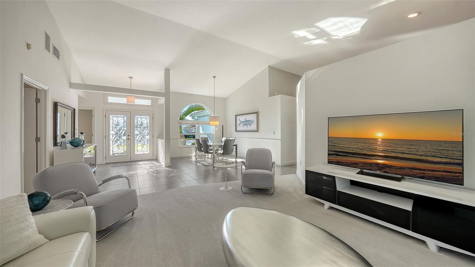 Image 18 of 50 For 6948 Stetson Street Circle