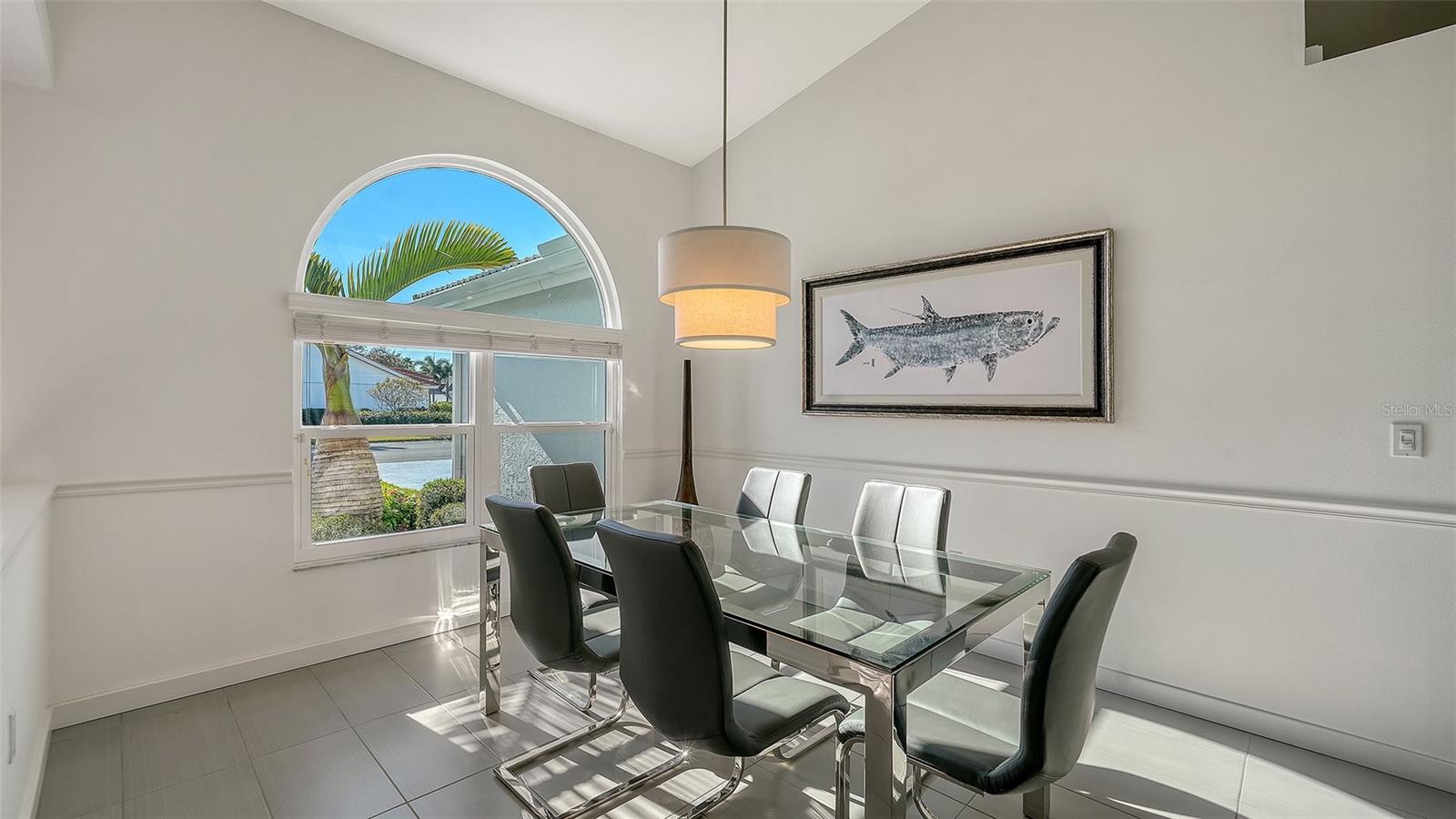 Image 4 of 50 For 6948 Stetson Street Circle