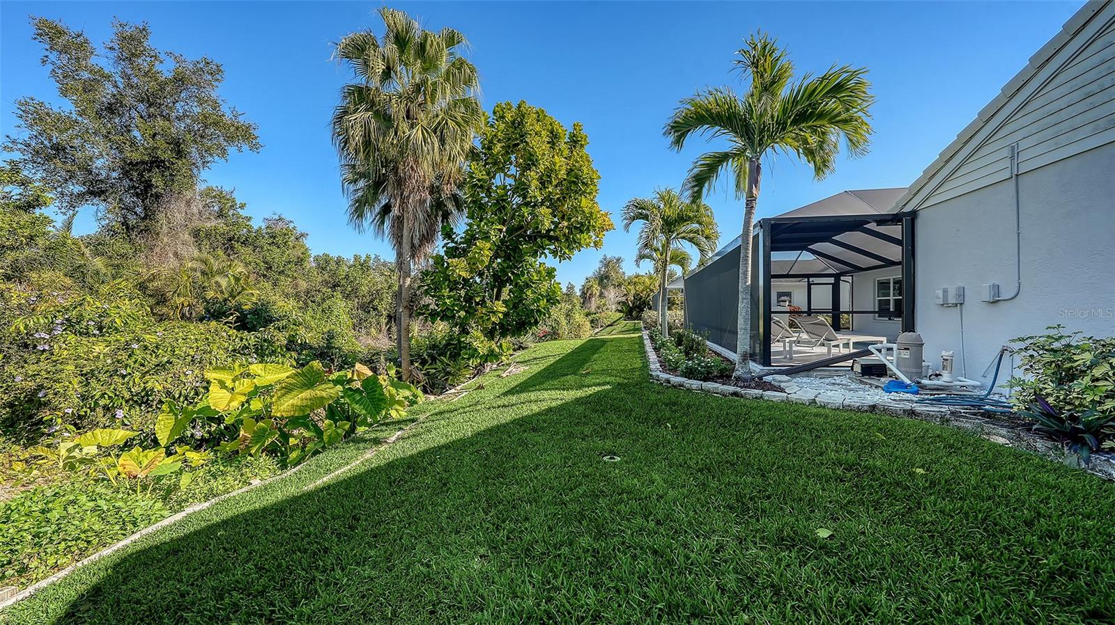 Image 41 of 50 For 6948 Stetson Street Circle