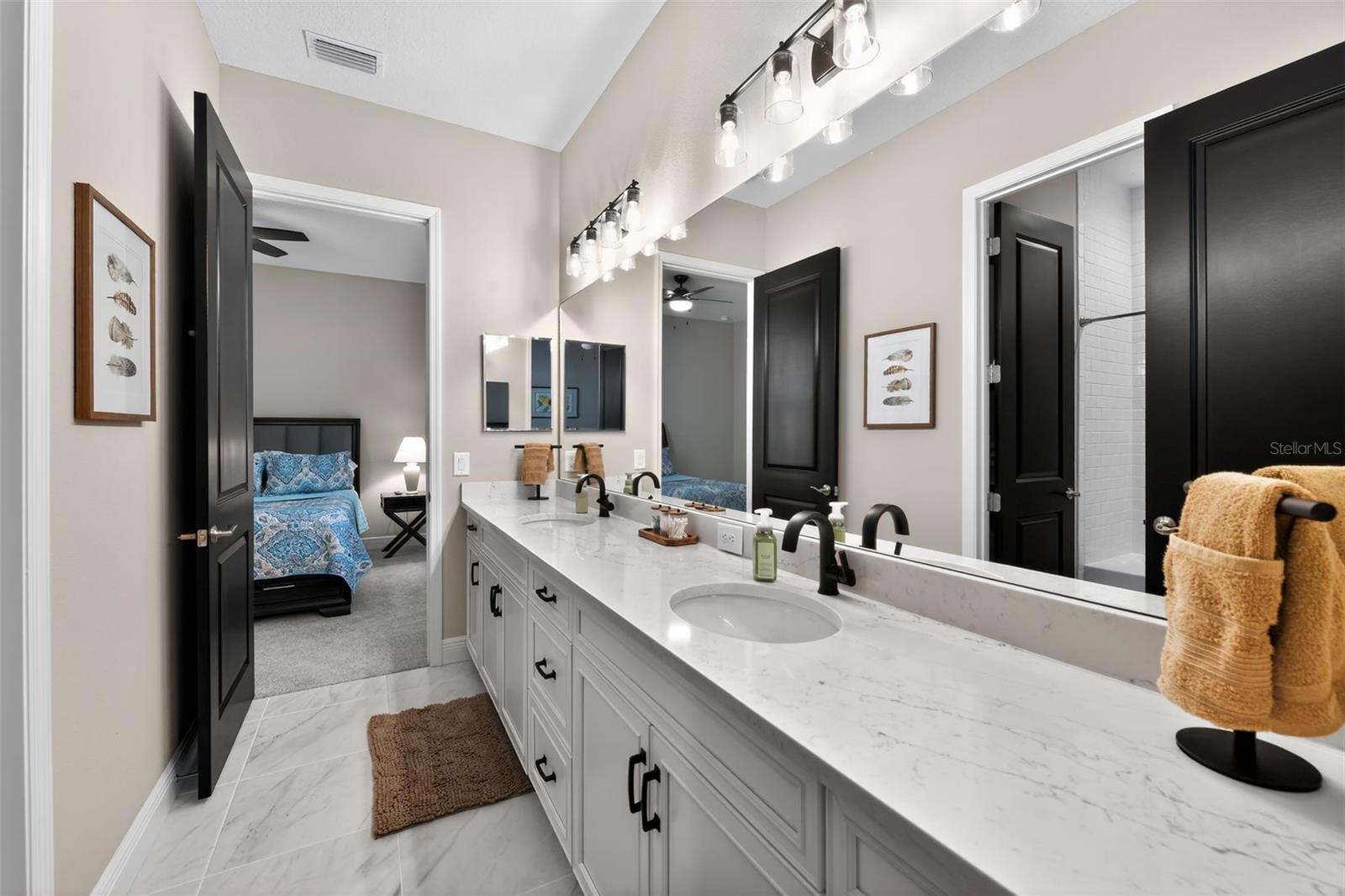 Image 26 of 95 For 10253 Canaveral Circle