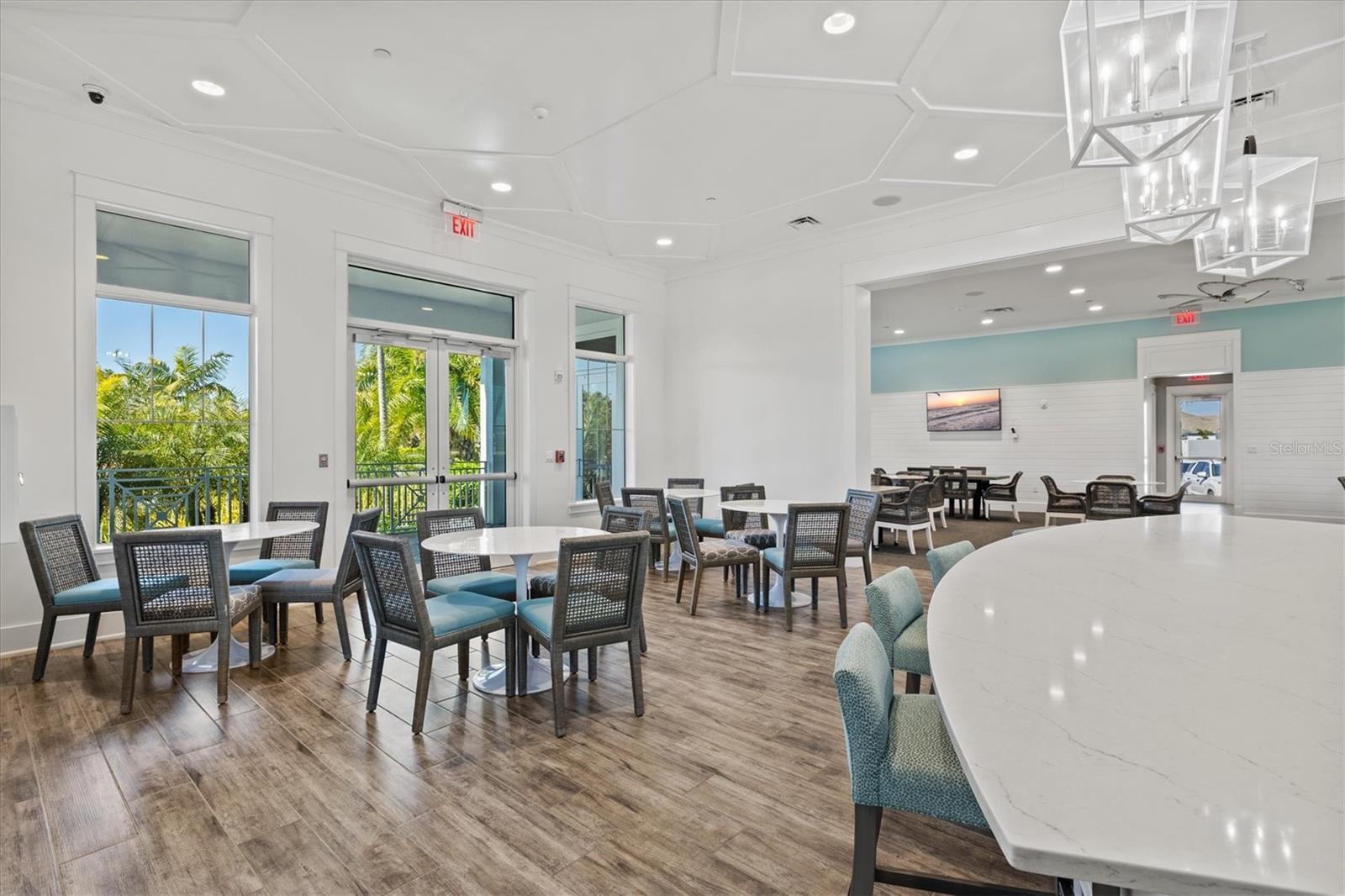 Image 54 of 95 For 10253 Canaveral Circle