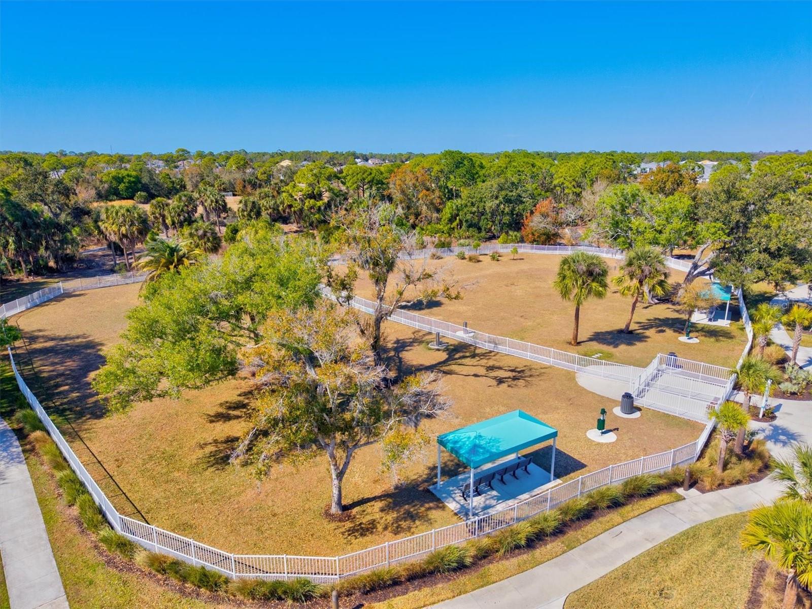 Image 76 of 95 For 10253 Canaveral Circle