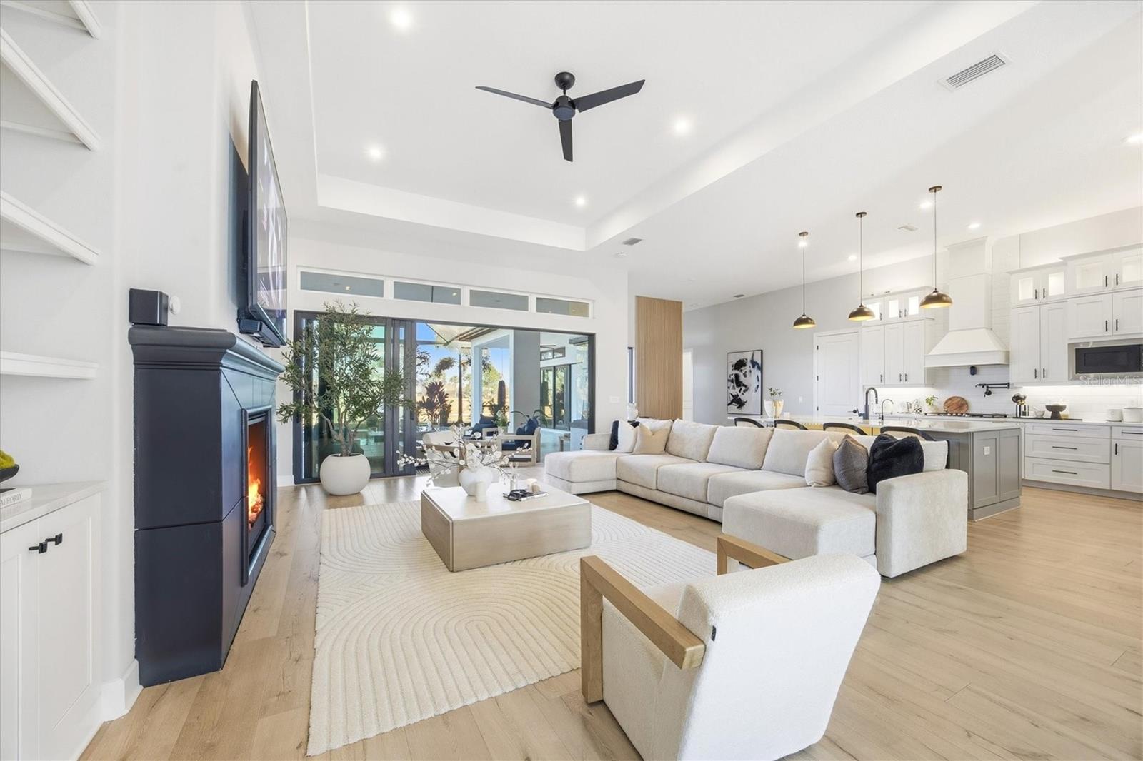 Image 13 of 100 For 15013 Montello Way