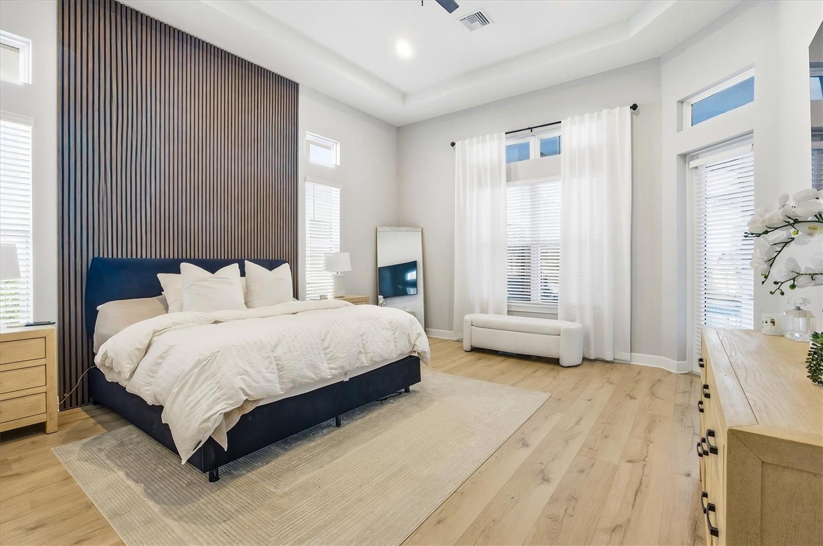 Image 25 of 100 For 15013 Montello Way