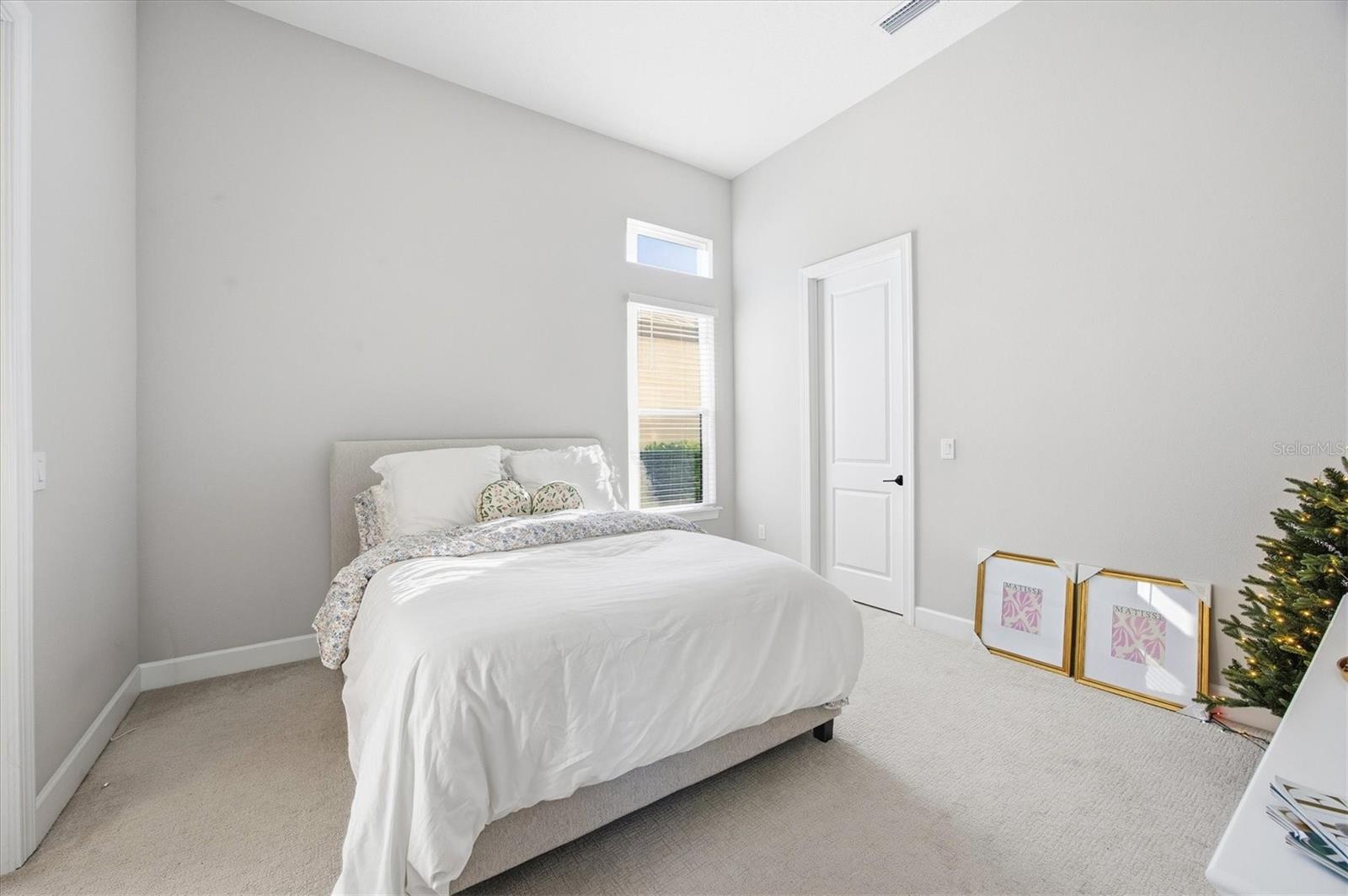 Image 43 of 100 For 15013 Montello Way