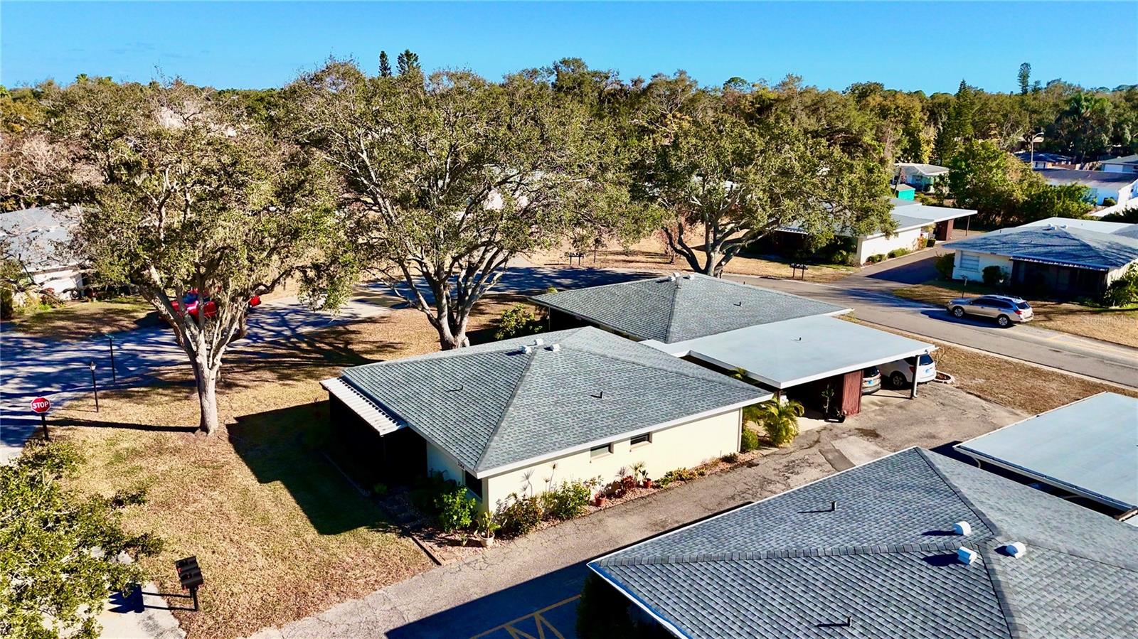 Listing photo id 0 for 3364 Ramblewood Way 12