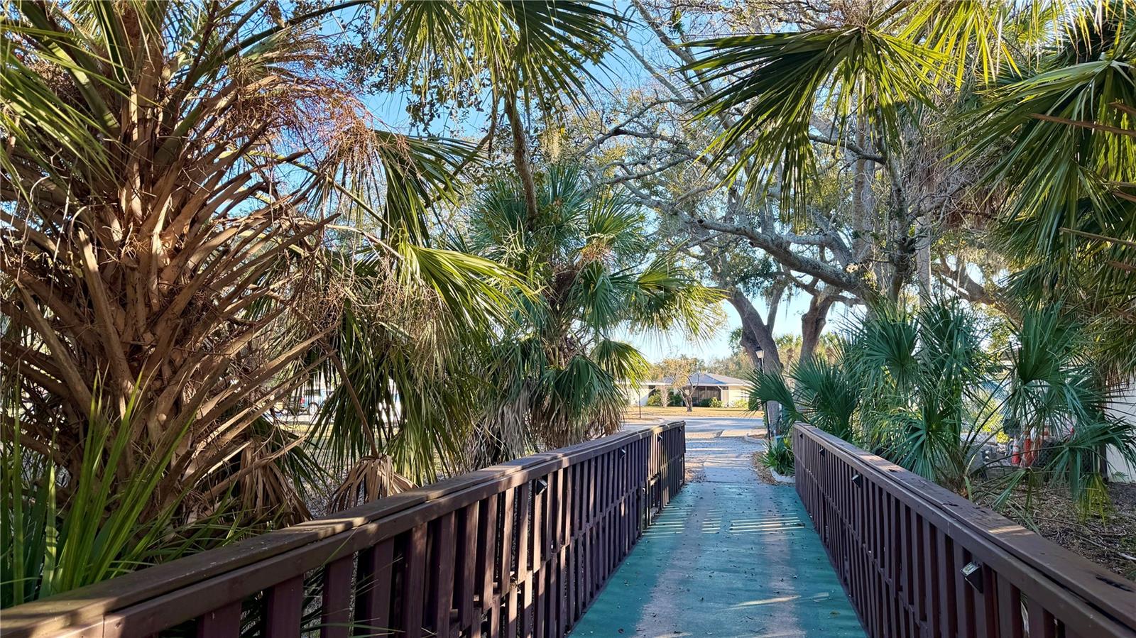 Listing photo id 25 for 3364 Ramblewood Way 12