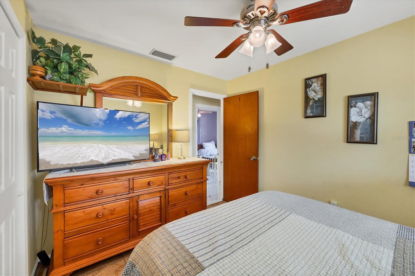 Image 12 of 30 For 5135 Brookmeade Drive