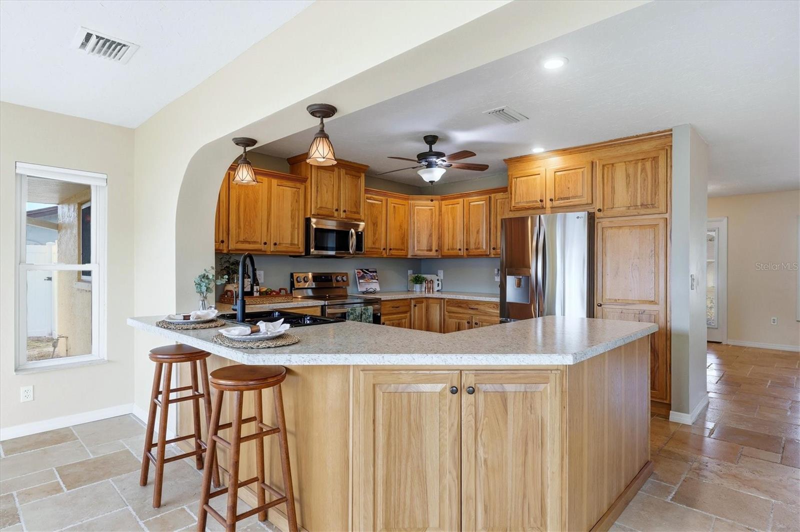 Image 21 of 79 For 6007 9th Avenue W