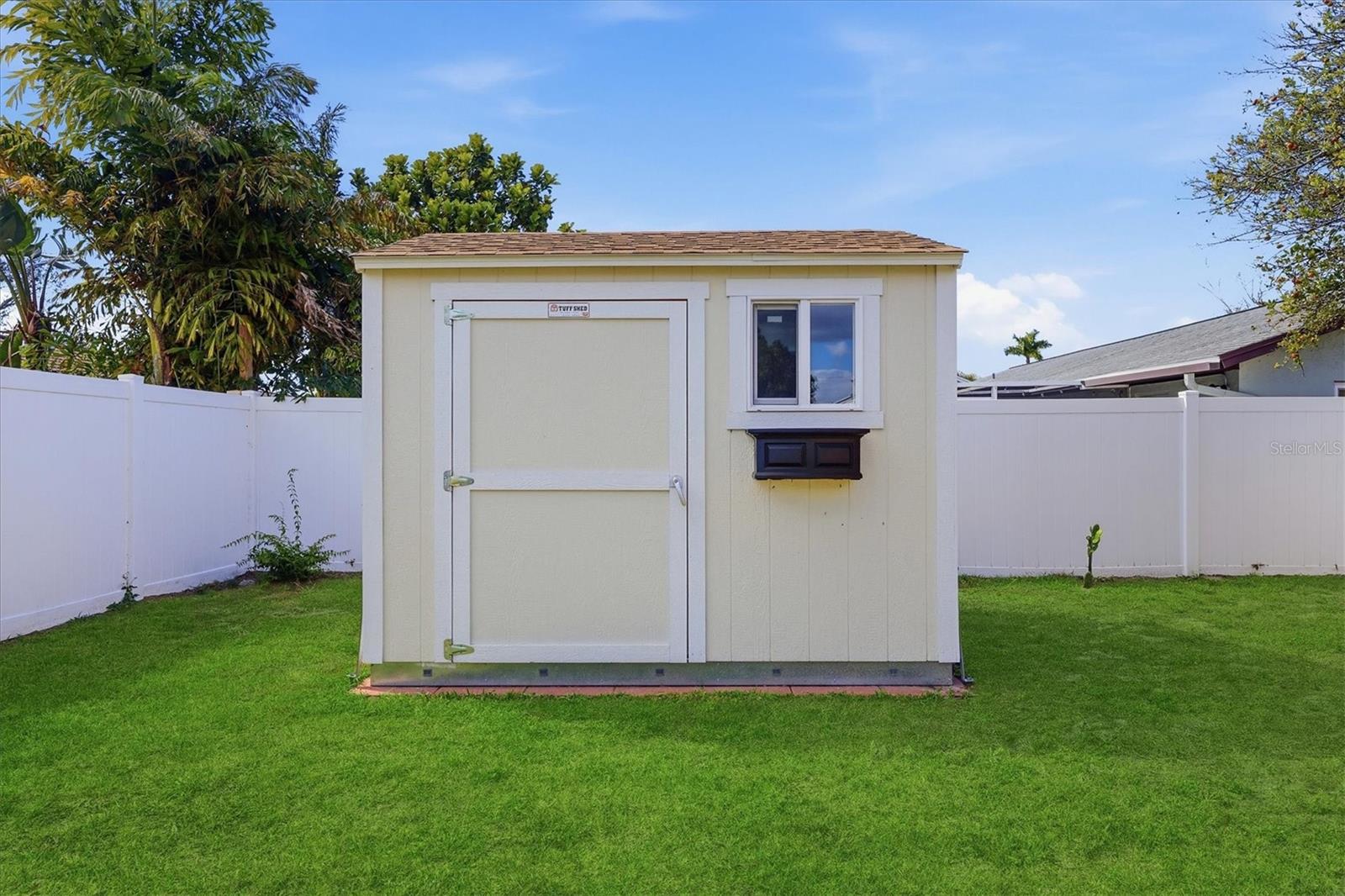 Image 37 of 79 For 6007 9th Avenue W