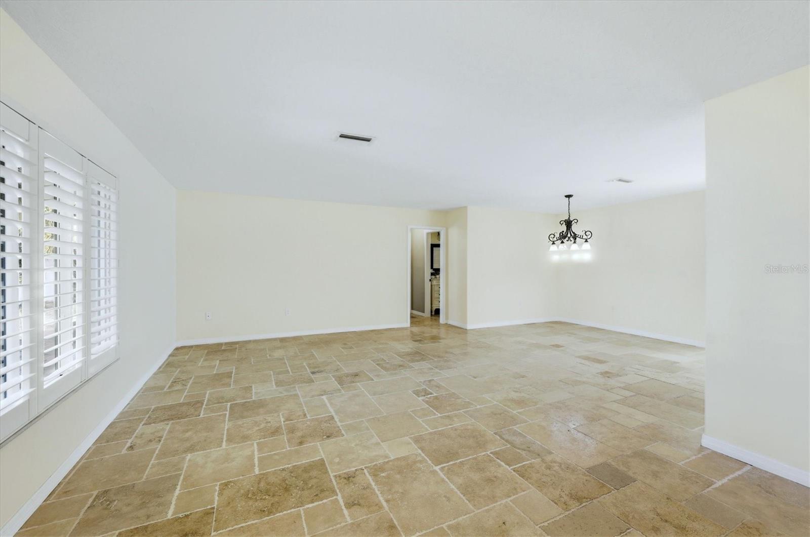 Image 8 of 79 For 6007 9th Avenue W