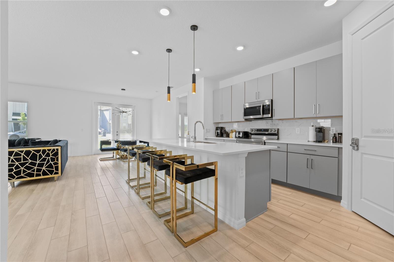 Image 11 of 37 For 2375 Lancashire Street