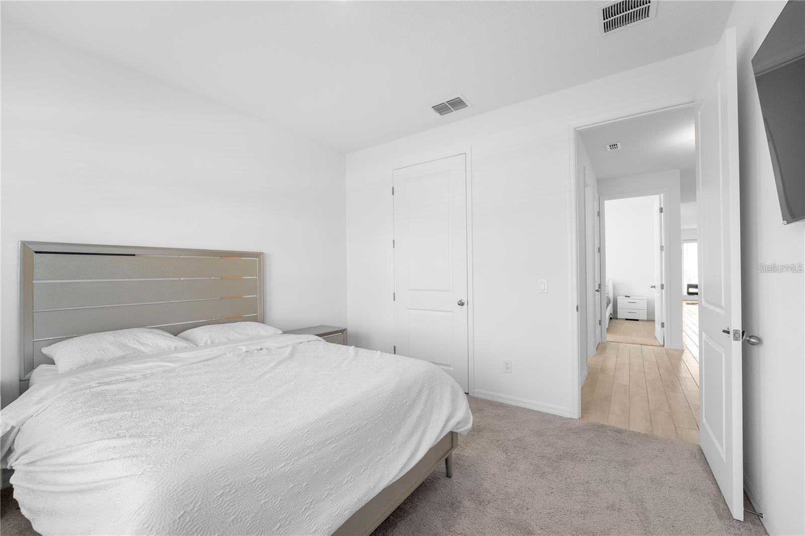 Image 25 of 37 For 2375 Lancashire Street