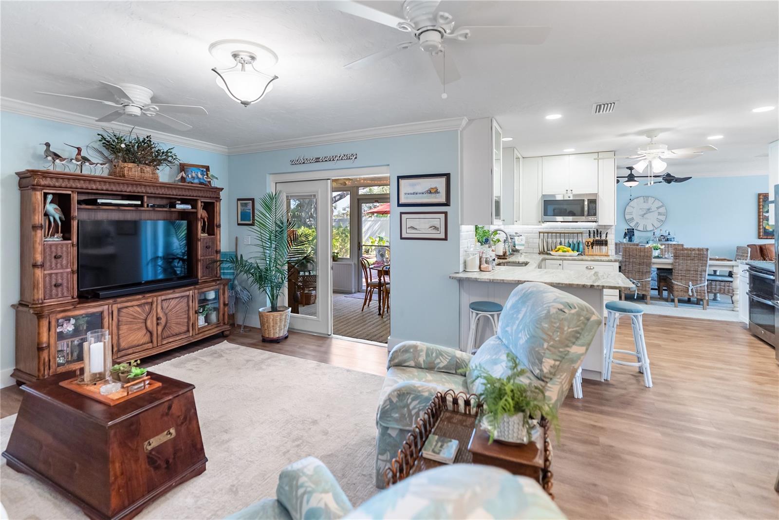 Image 19 of 67 For 7208 Pointe West Boulevard