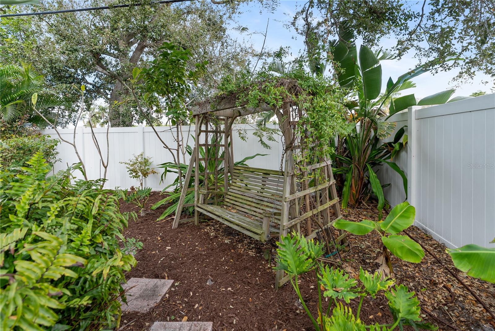 Image 47 of 67 For 7208 Pointe West Boulevard