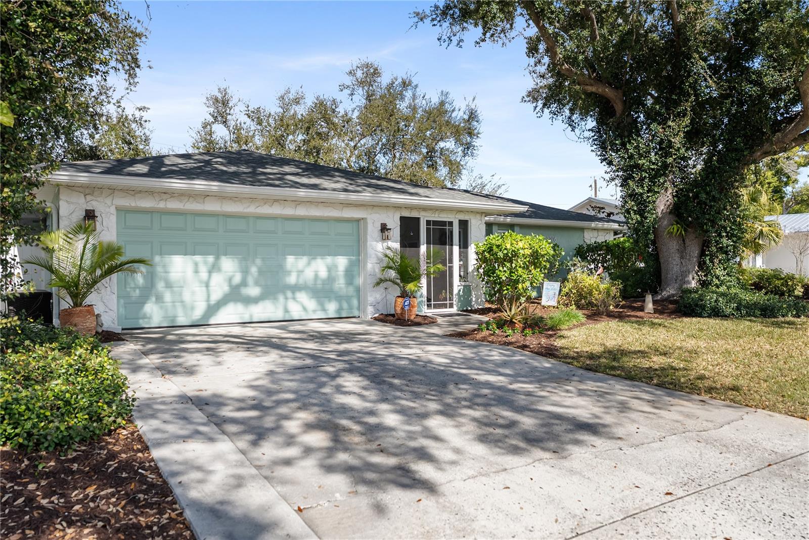 Image 66 of 67 For 7208 Pointe West Boulevard