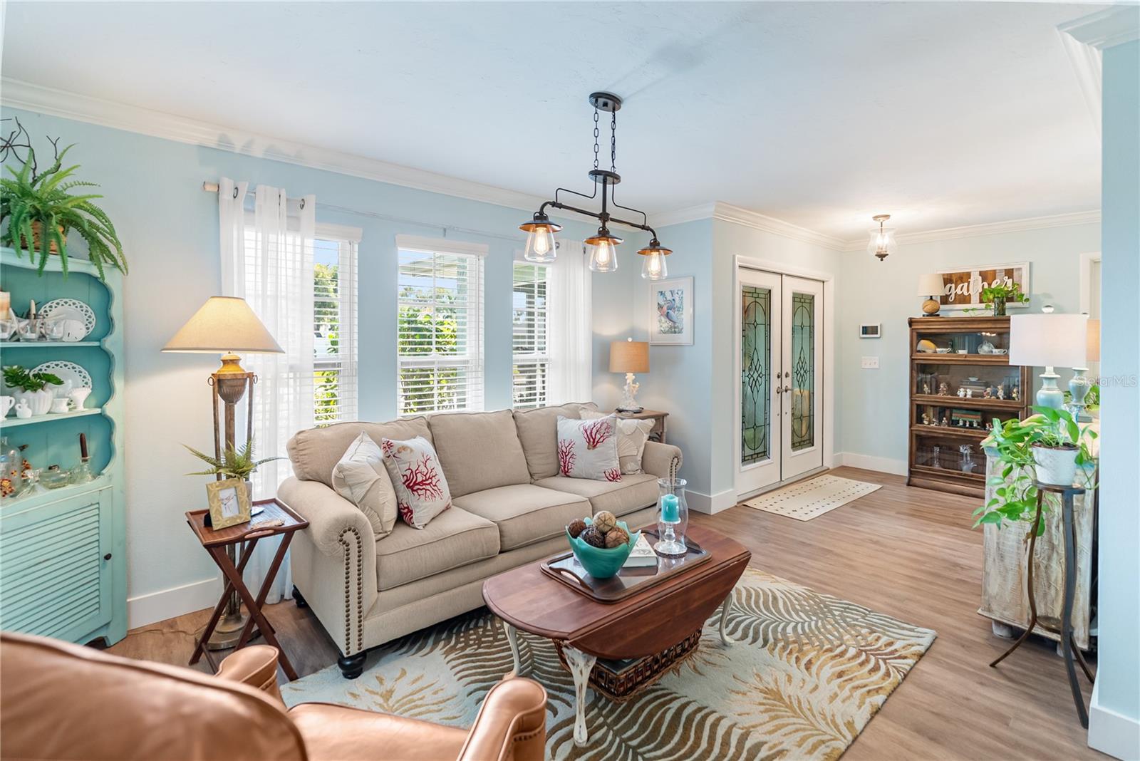 Image 9 of 67 For 7208 Pointe West Boulevard