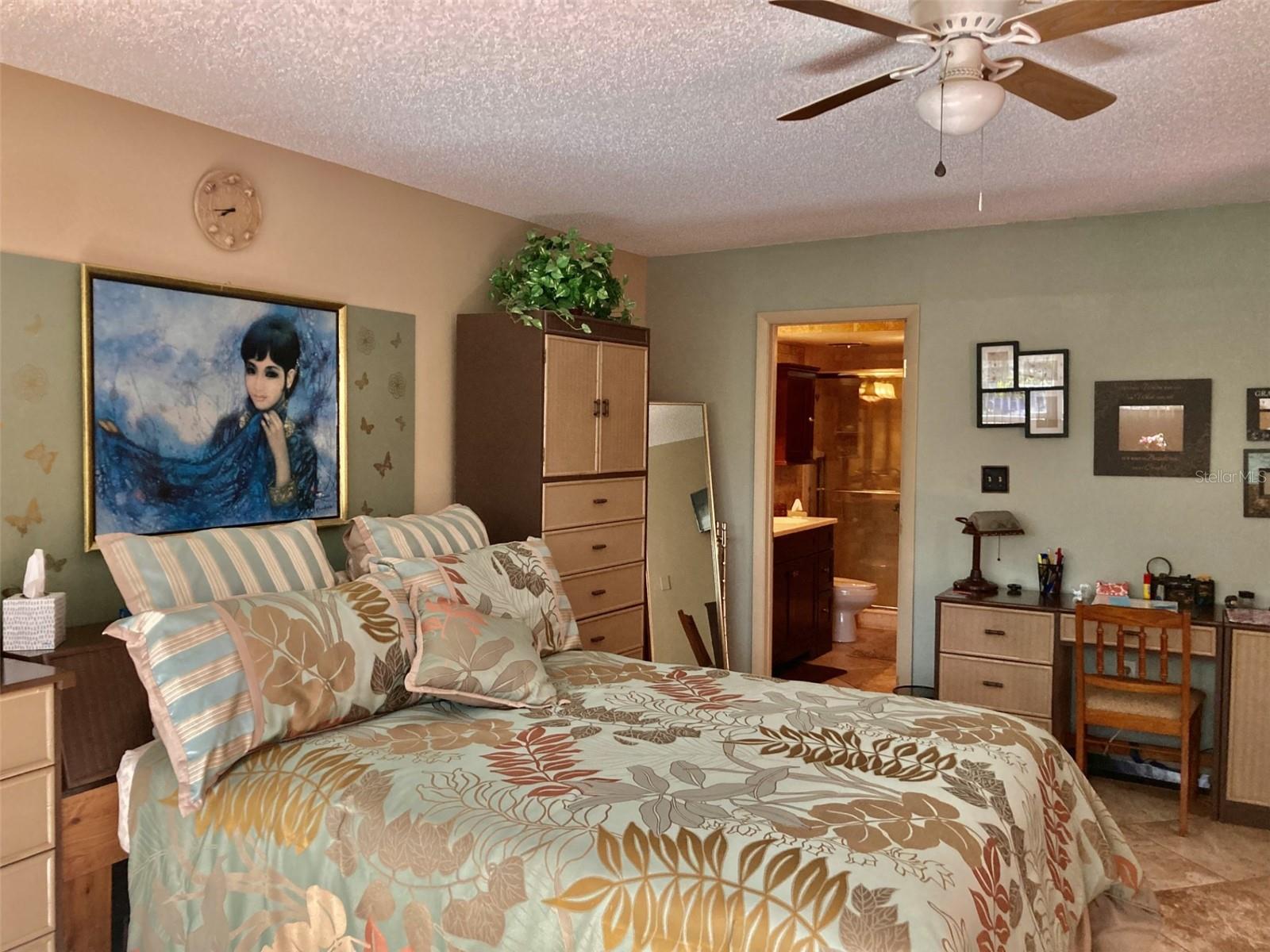 Image 10 of 40 For 6002 Oak Creek Lane 1925