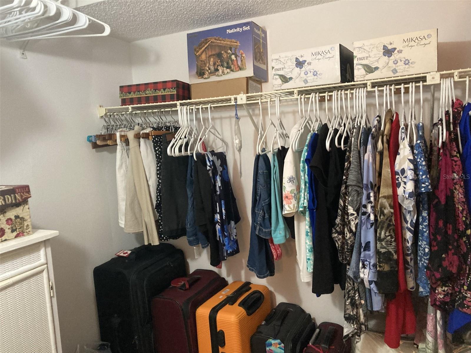 Image 15 of 40 For 6002 Oak Creek Lane 1925