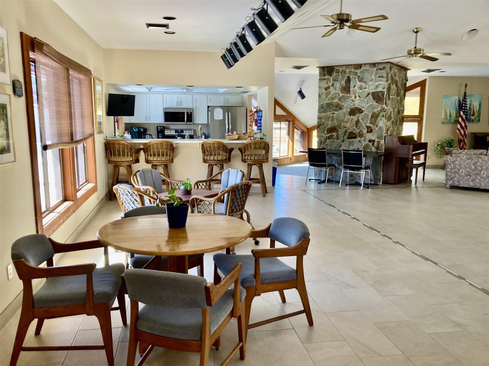 Image 30 of 40 For 6002 Oak Creek Lane 1925