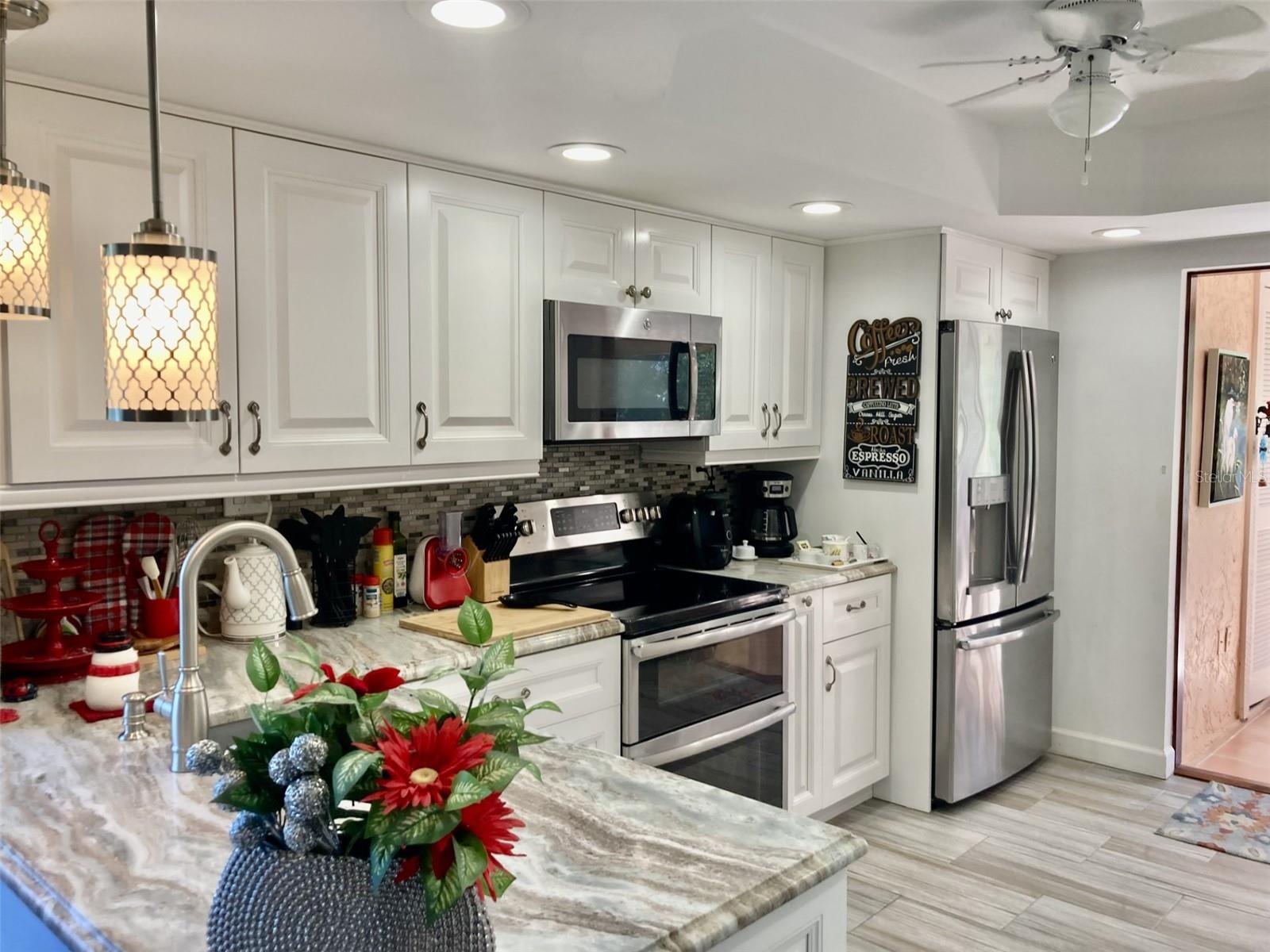 Image 5 of 40 For 6002 Oak Creek Lane 1925